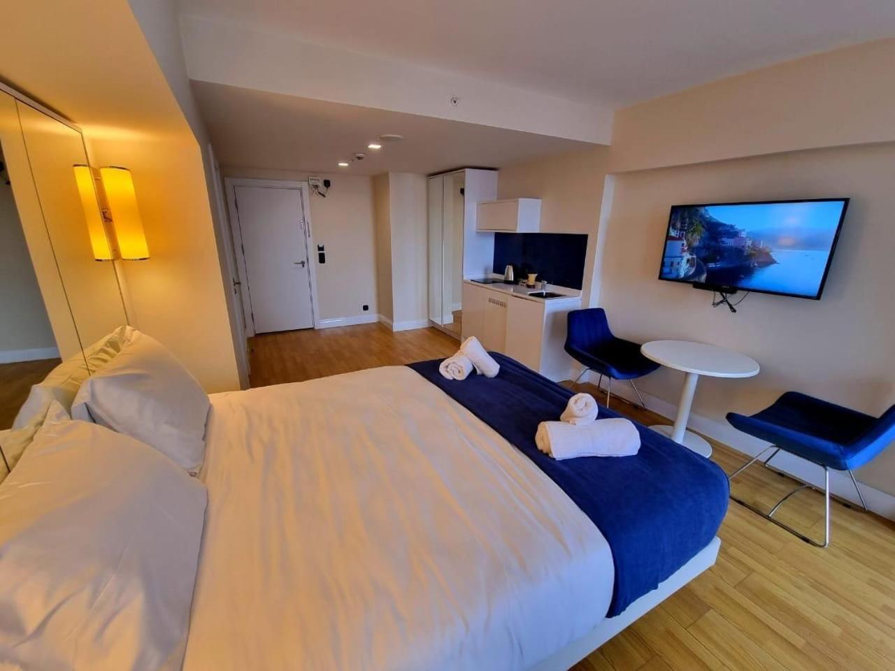 Orbi City Amazing Apartments باتومي المظهر الخارجي الصورة