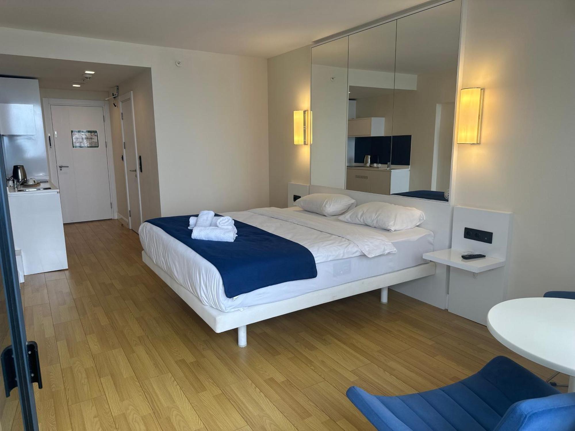 Orbi City Amazing Apartments باتومي المظهر الخارجي الصورة