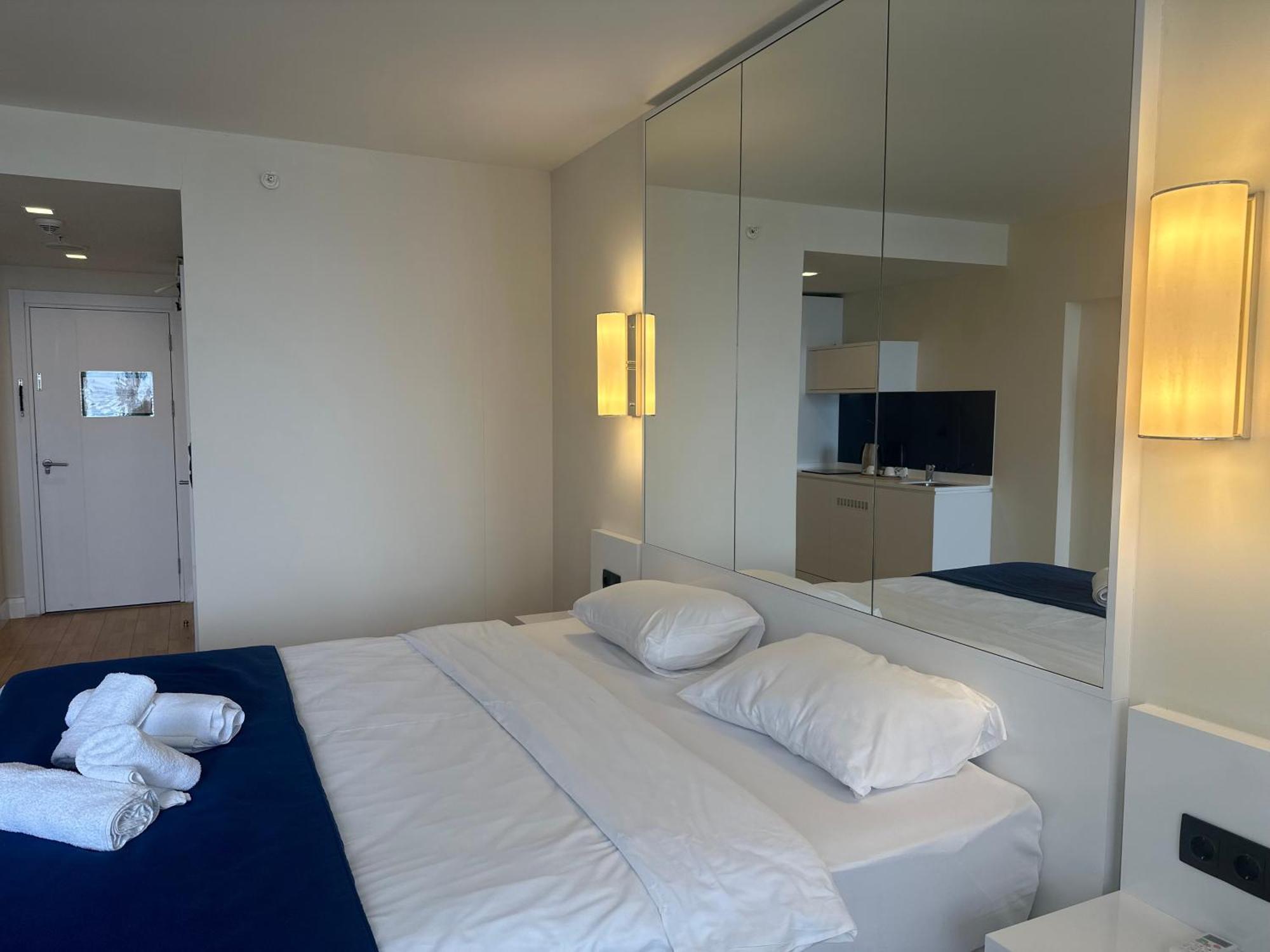 Orbi City Amazing Apartments باتومي المظهر الخارجي الصورة
