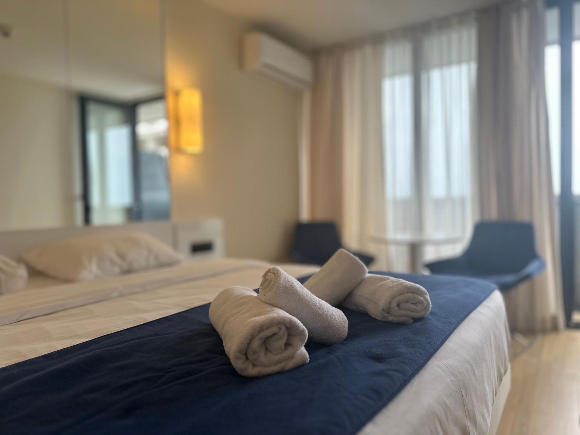 Orbi City Amazing Apartments باتومي المظهر الخارجي الصورة