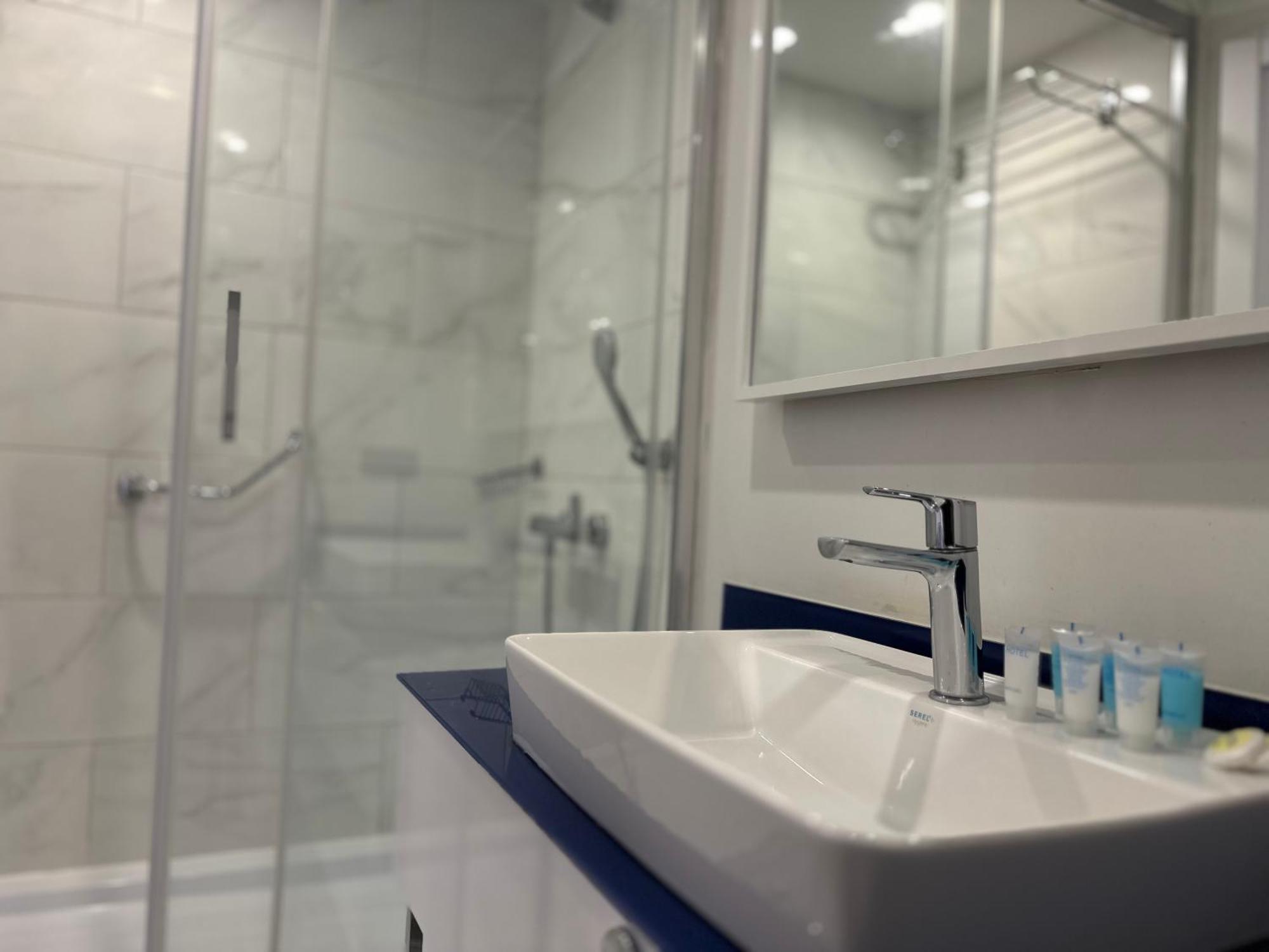 Orbi City Amazing Apartments باتومي المظهر الخارجي الصورة
